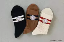 靴下屋推出與航海王合作的喬巴造型刺繡襪 聯名襪款登場可愛度破表