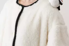 宜得利家居「Deco Home」系列 冬季可穿毛毯登場 停在肩膀上的銀喉長尾山雀超可愛❤