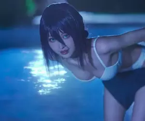 劇場版《鏈鋸人蕾潔篇》名場面角色扮演還原 不管是泳池還是黑板那段都超神❤