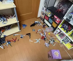 日本青森7.2級地震 網友分享各種因地震掉落物品的照片以及搖晃當時的影片