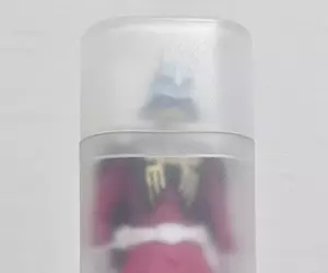 想要帶夏亞公仔出門的時候《無印良品眼鏡收納盒》據說超好用？