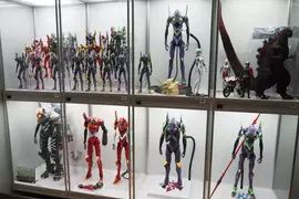 VTuber不懂《模型展示櫃應該怎麼擺？》網友們熱情提供各種參考資料了