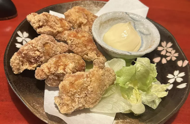 菜單詐騙《這份炸雞定價多少錢》到底是200日圓還是1100日圓呢？