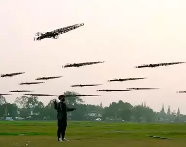 網友製作《飛劍無人機》透過手上控制器即可重現仙俠小說中的奇景