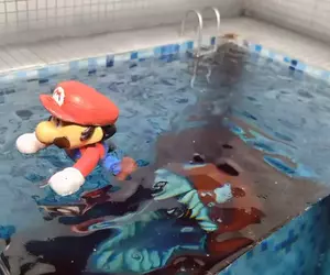 超級瑪莉歐場景製作 因為對遊戲裡的鰻魚產生巨大陰影而創作的作品