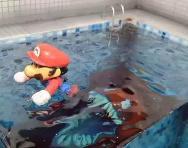 超級瑪莉歐場景製作 因為對遊戲裡的鰻魚產生巨大陰影而創作的作品