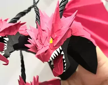 網友創作《手指火龍》可遊玩的紙藝術作品 三頭龍首的造型真的是相當霸氣