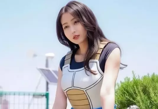 H罩杯寫真偶像《天野ちよ》自己向網友募集的搞笑P圖比賽開始