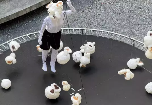 《武藏野美術大學》今年度畢業展覽話題作品 重現爆米花躍動的模樣