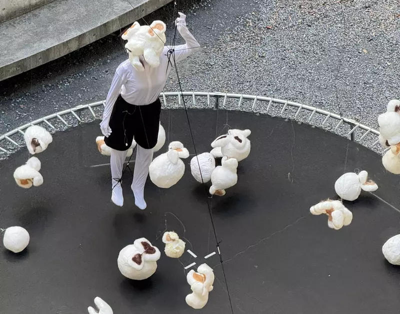 《武藏野美術大學》今年度畢業展覽話題作品 重現爆米花躍動的模樣