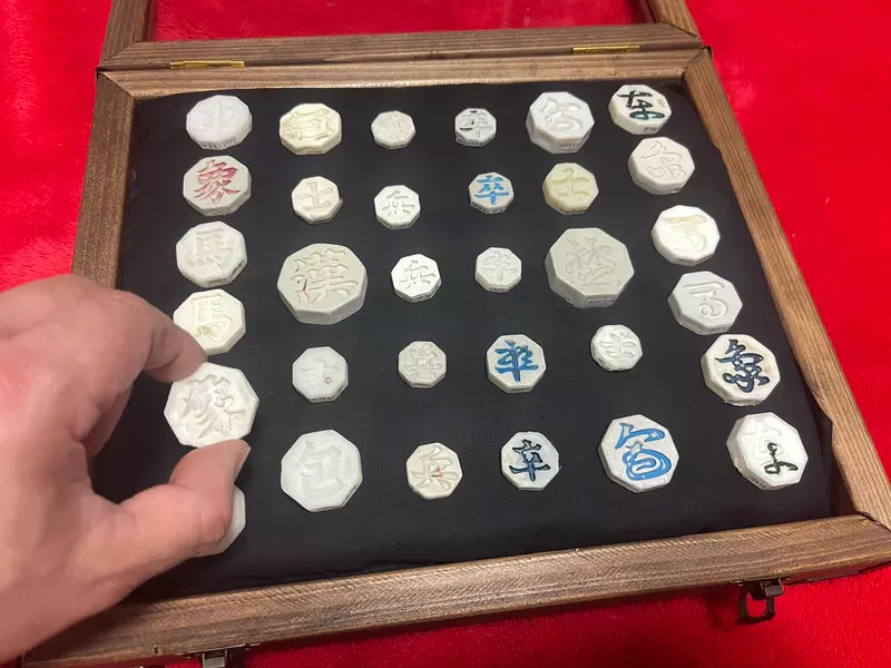 日本網友淨灘６年終於湊齊全套《朝鮮將棋》但是來源也讓大家很好奇