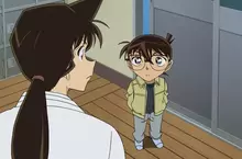 《名偵探柯南》粉絲稱讚小蘭尊重小朋友 她都會彎腰跟少年偵探團說話