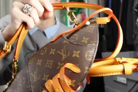 日本網友嘲笑《LV龍蝦包》有買的粉絲出面分享使用心得了