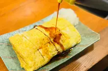 《玉子燒戰爭》該不該淋醬油吃？這個行為讓京都人氣炸了