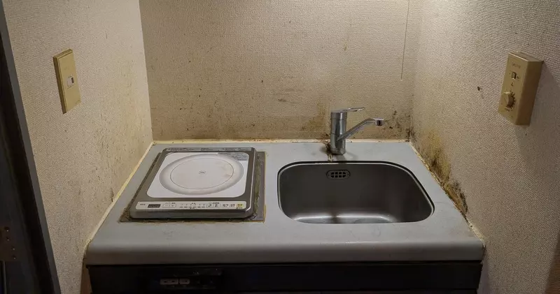 東京常見的《超狹窄廚房》日本網友議論這種空間究竟能不能煮菜