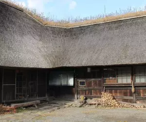 沒有電話也沒有電視《日本古民宅旅宿》預約住宿竟然只能用寫信？