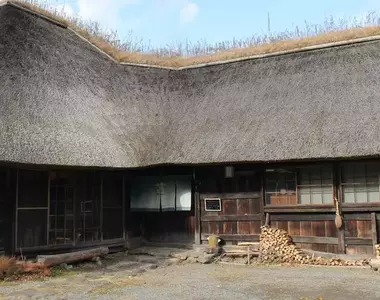 沒有電話也沒有電視《日本古民宅旅宿》預約住宿竟然只能用寫信？