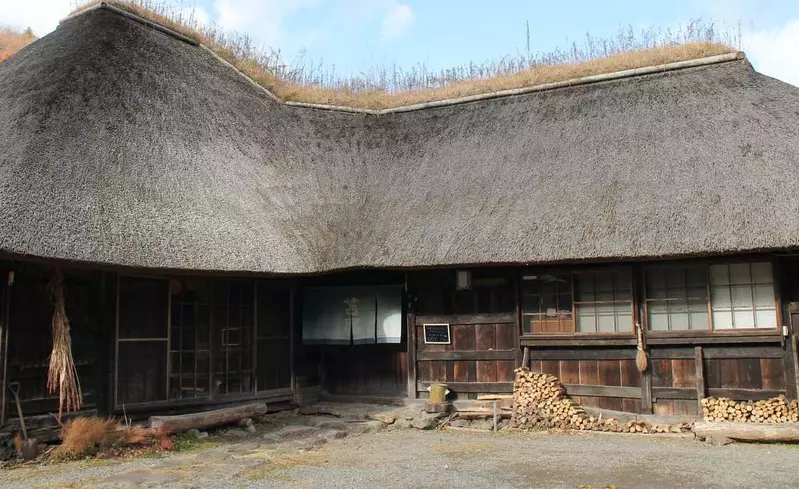 沒有電話也沒有電視《日本古民宅旅宿》預約住宿竟然只能用寫信？