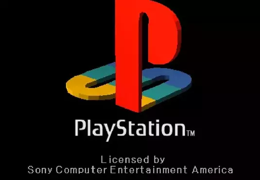 《PS初代主機的秘密》開機畫面的LOGO竟然缺一角？老玩家直呼從來沒發現
