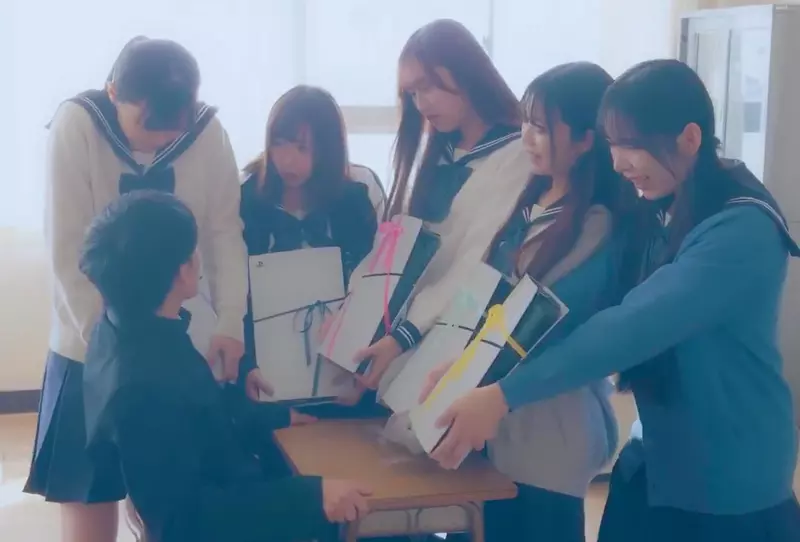 慣例2月14號名場面《PS情人節》今年連續劇也持續更新並且上演了修羅場劇情(怕)