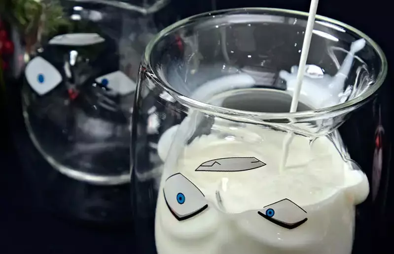 韓國推出《名偵探柯南》犯澤先生玻璃杯 倒入飲料就能顯現出頭像超級鬧