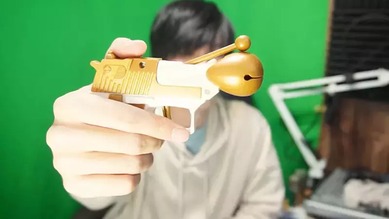 《木魚功德槍》擊發敲敲敲不但可以紓壓還可以累積功德值的宅小物