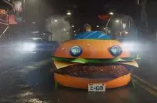 惡搞MOD《惡靈古堡 安魂曲》粉絲自製里昂半裸開著海綿寶寶漢堡車，以及總監宣布新劇情資料片開發中