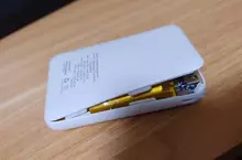 《畢業紀念品》送行動電源是不是很糟糕？沒過幾年就膨脹要怎麼紀念呢