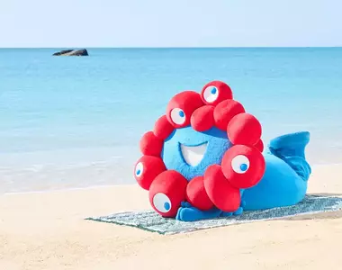 大阪萬博吉祥物脈脈首本寫真《I Myaku You》將於4月推出，其中記錄了沖繩三天兩夜的私密精彩照片內容