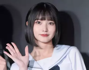 日本22歲偶像《白鳥華子》奇蹟美照太過可愛，還有網友說她有點像「新垣結衣」的感覺