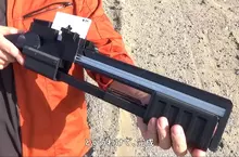 網友自製的《連發撲克牌槍》一次十張裝載改良版射擊過程又順又爽~咻