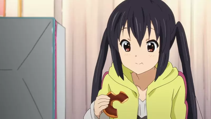 《梓喵吃甜甜圈》網友吐槽她的吃法太骯髒 粉絲們出面捍衛她的名譽了