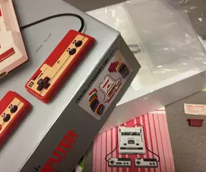 他購買《二手紅白機》意外入手了原裝箱子的箱子 稀有到說不定連任天堂手上都沒有？