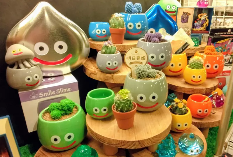 4月份發售的《史萊姆多功能鍋》能當花盆或是小物收納，甚至還可作為餐具使用多種用途超可愛❤