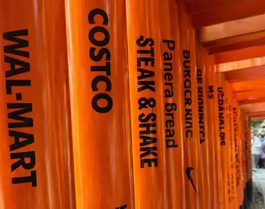 歐美網友好奇《日本神社鳥居上寫什麼》有些事情還是不要知道比較好？