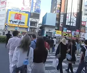 如果把池袋拍成90年代的風格會怎樣？網友嘗試用古老電視台拍法營造那種感覺