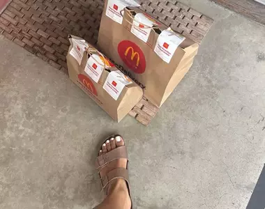 美國UberEats外送員發現《輕鬆多賺小費的方法》只要稍微調整拍照方式就行了