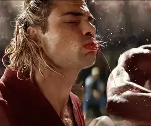 真人電影《快打旋風》精彩預告影片推出，預計10月16號在北美以及台灣上映