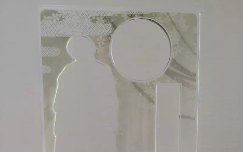 《壓克力人形立牌》拆下來的邊框該怎麼利用？日本網友分享各種創意裝飾法