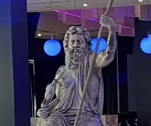 日本壽司師傅去《美國壽司店》看到裝潢超傻眼 美國網友給的解釋是……