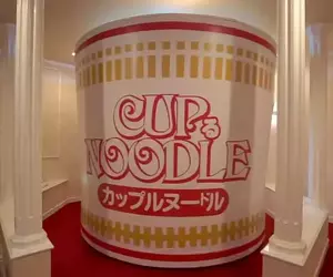 房間裡有《日清杯麵》的愛情賓館 必須跟泡泡麵一樣３分鐘完事？