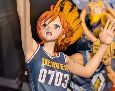 《航海王xNBA》娜美被各國粉絲讚爆 直呼終於有一款胸部正常的公仔了？