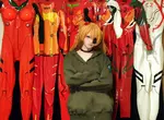 Cosplay玩家「neo.omochi」重現《新世紀福音戰士》EVA駕駛員所穿的插入栓服，宛如從動畫中走出來的真實質感，吸引許多網友紛紛按讚