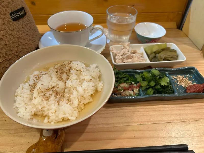 《紅茶泡飯》誰說茶泡飯只能用綠茶？日本紅茶店分享美味食譜