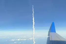 搭飛機看見《NASA火箭發射》親眼目睹「阿提米絲2號」升空這運氣真的爆棚