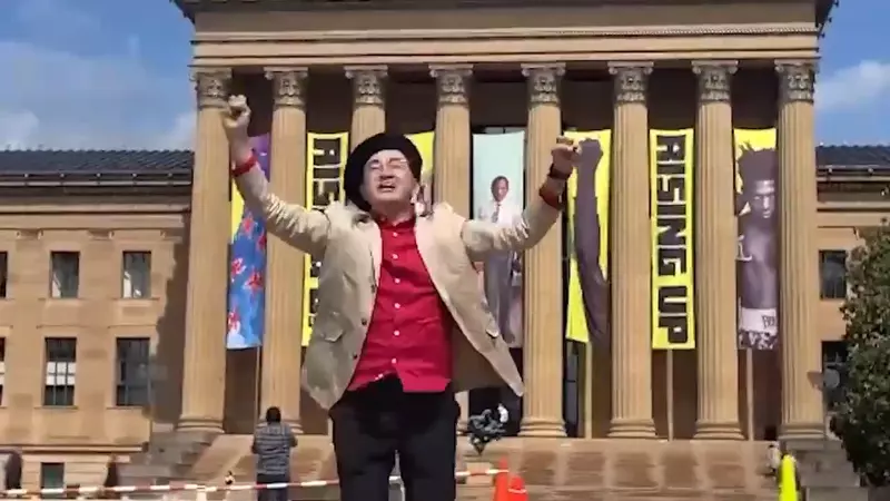 《漫畫家島本和彥》去美國參加畢典順便聖地巡禮 親自重現洛基劇中特訓片段