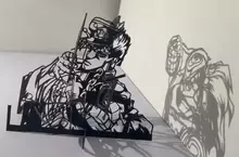 網友製作的《JOJO的奇妙冒險》空條承太郎結合白金之星的紙雕光影藝術