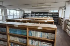 日本房仲網出現《漫畫圖書館》網友們好奇賣掉裡面的漫畫藏書會賺嗎？