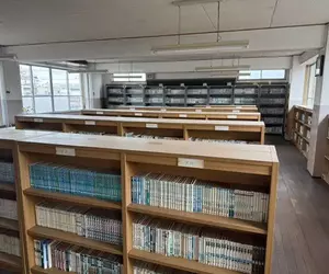 日本房仲網出現《漫畫圖書館》網友們好奇賣掉裡面的漫畫藏書會賺嗎？