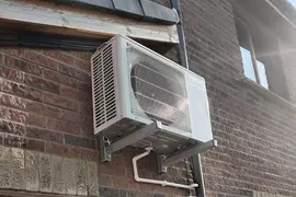 《４年前裝了冷氣的英國人》面對熱浪來襲感謝過去的自己 還被大家拱為天才了